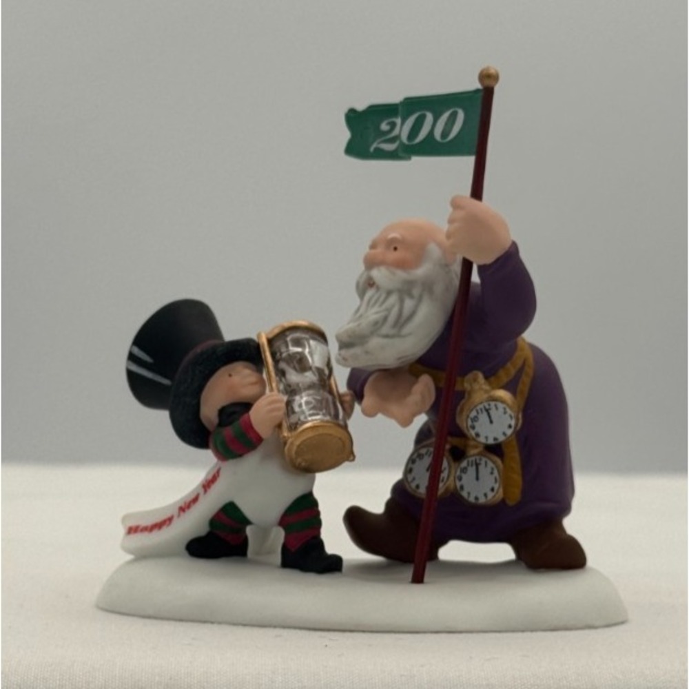 Dept 56 North Pole Series - Happy New Year! #56.56443 - 2000